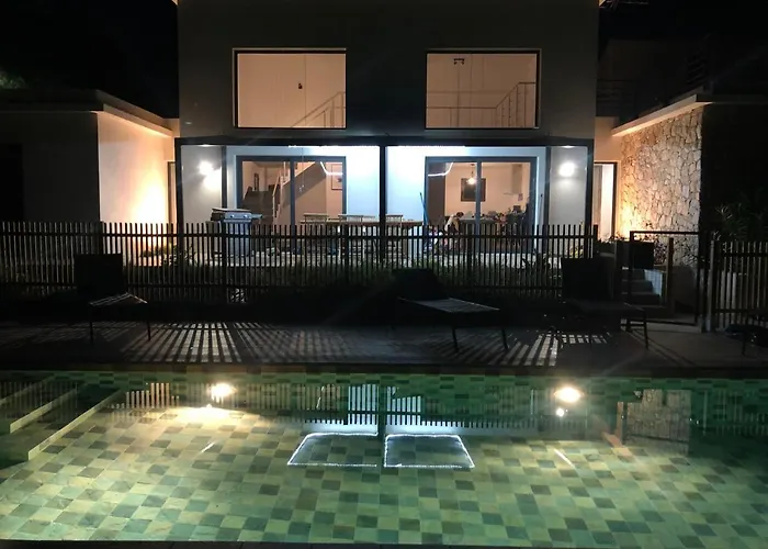 Vila Celestine Calvi (Corsica)